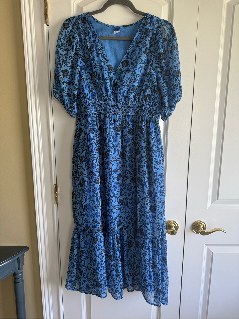 Old Navy Blue & Black Floral V-Neck Cotton Blend Midi Dress, sz. M, EUC!
